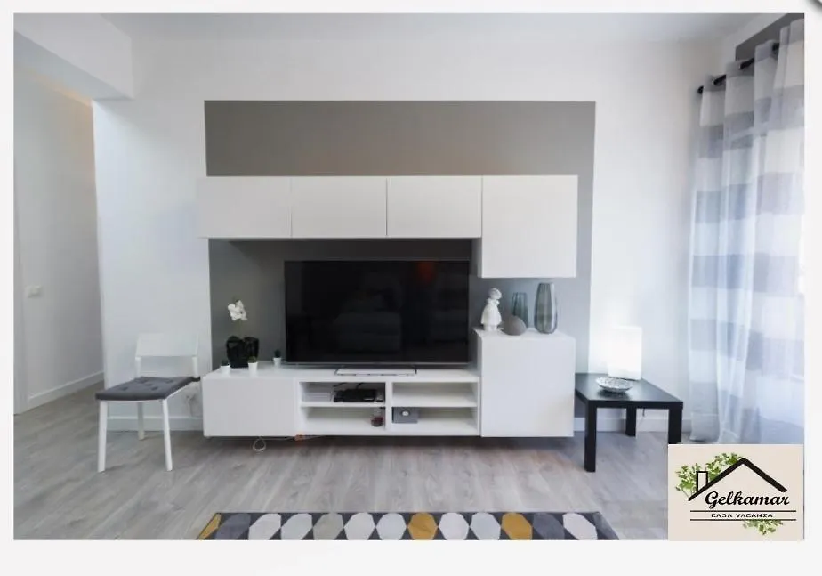 Gelkamar Apartment Santa Flavia 0*,  Italy